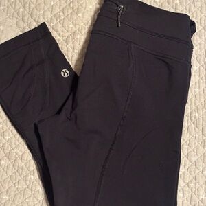 lululemon athletica Black Capri Leggings
